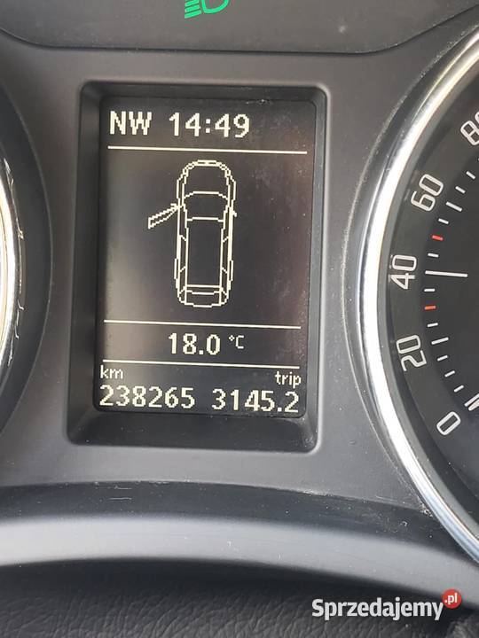 Sprzedam Skodę Superb z 2011 roku silnik 16 TDI elektrycznie ustawiane fotele Superb Łódź