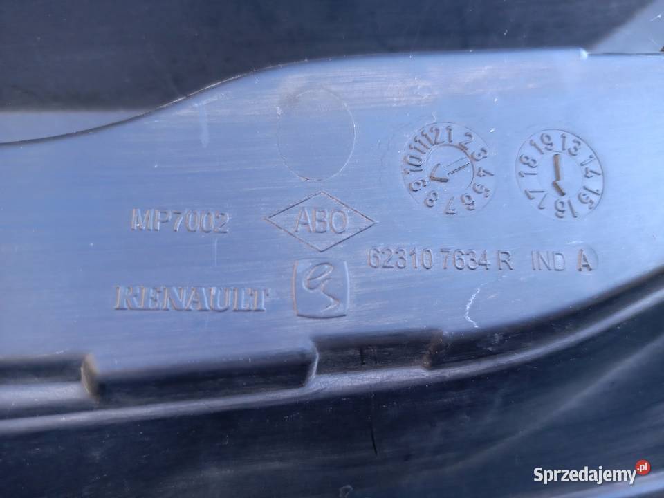 Dacia Sandero atrapa zderzaka wlot Kraków