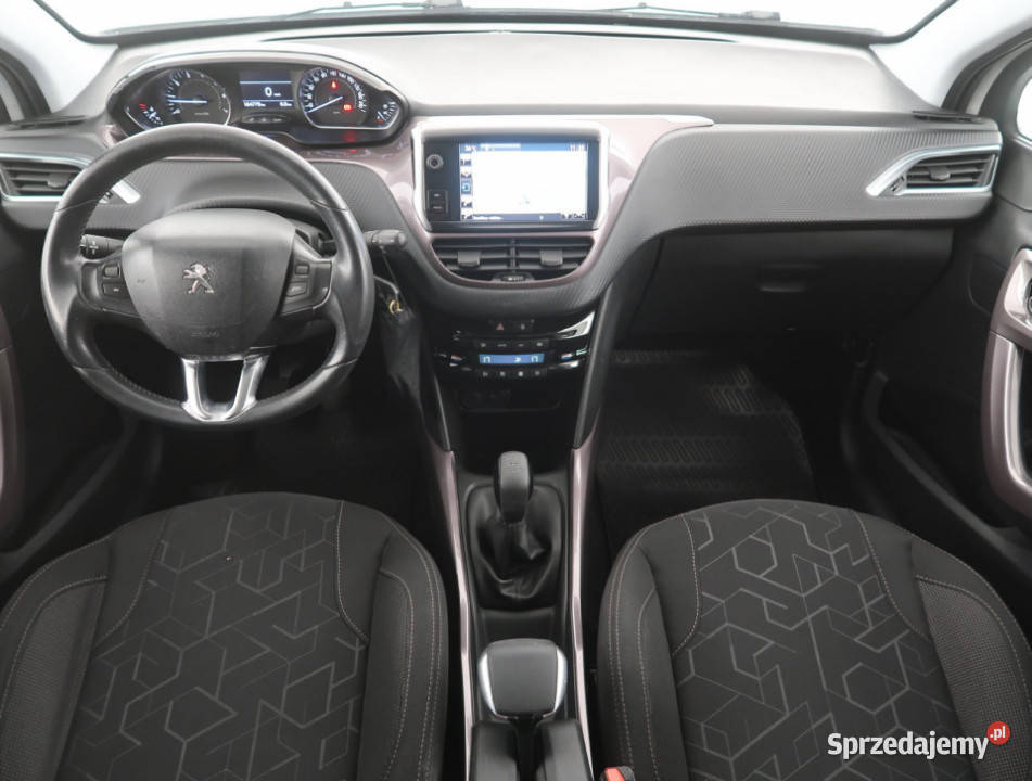 Peugeot 2008 12 eVTi Bielany Wrocławskie
