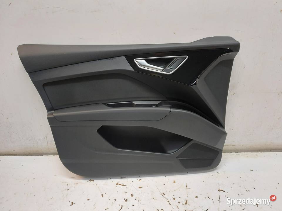 Audi Q4 ETRON 89A 89E TAPICERKA BOCZEK DRZWI