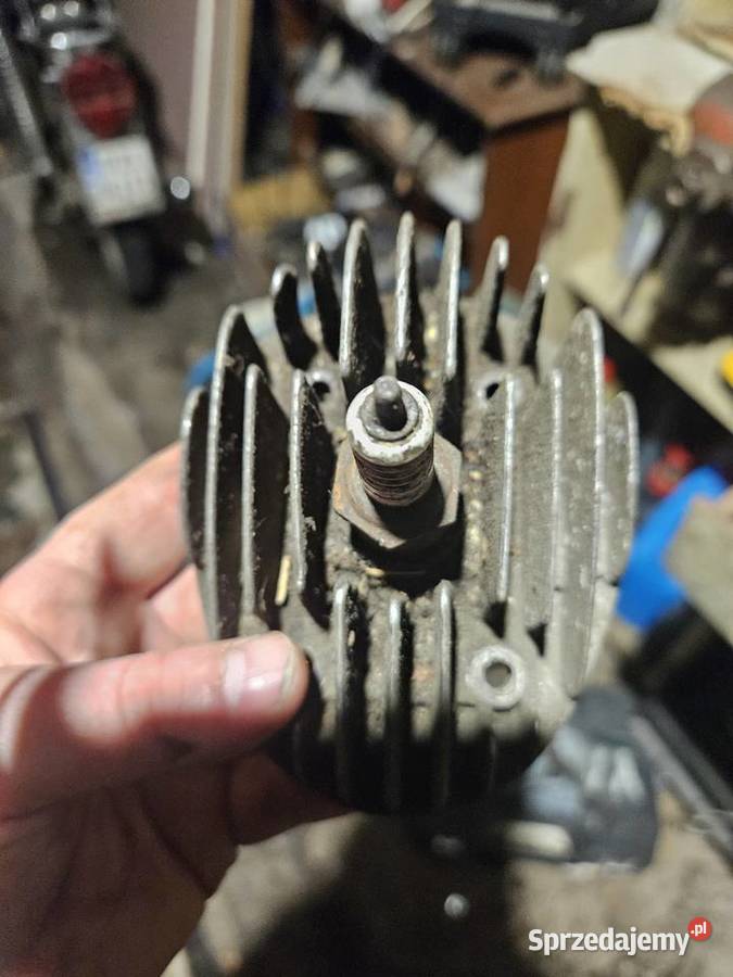 Komar cylinder głowica silnik dolnośląskie