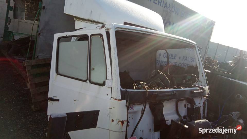 Kabina Mercedes 914 817 1117 Rzędowice