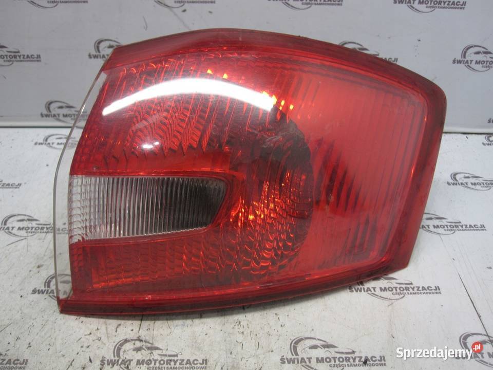 FORD KUGA MK1 I 20 TDCI 11r lampa prawa tył prawe Kielce