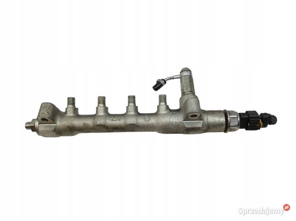 LISTWA WTRYSKOWA 13271055728 Opel Astra IV 2009