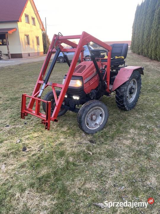 Sprzedam traktor SAM z ładowaczem podnośnik 126p Strawczyn
