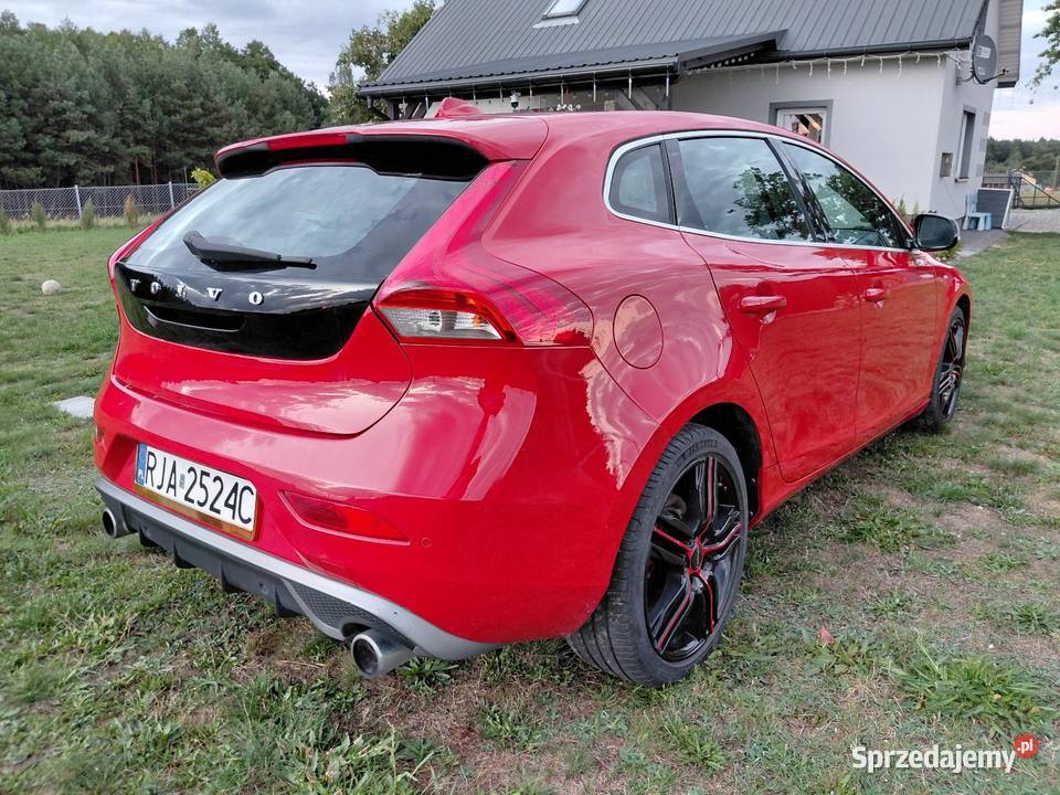Volvo V40 2014r D4 RDesign Rakszawa