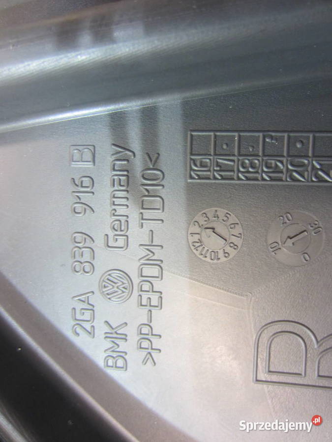 zaślepka boczna prawa 2GA839916 vw troc sprzedam
