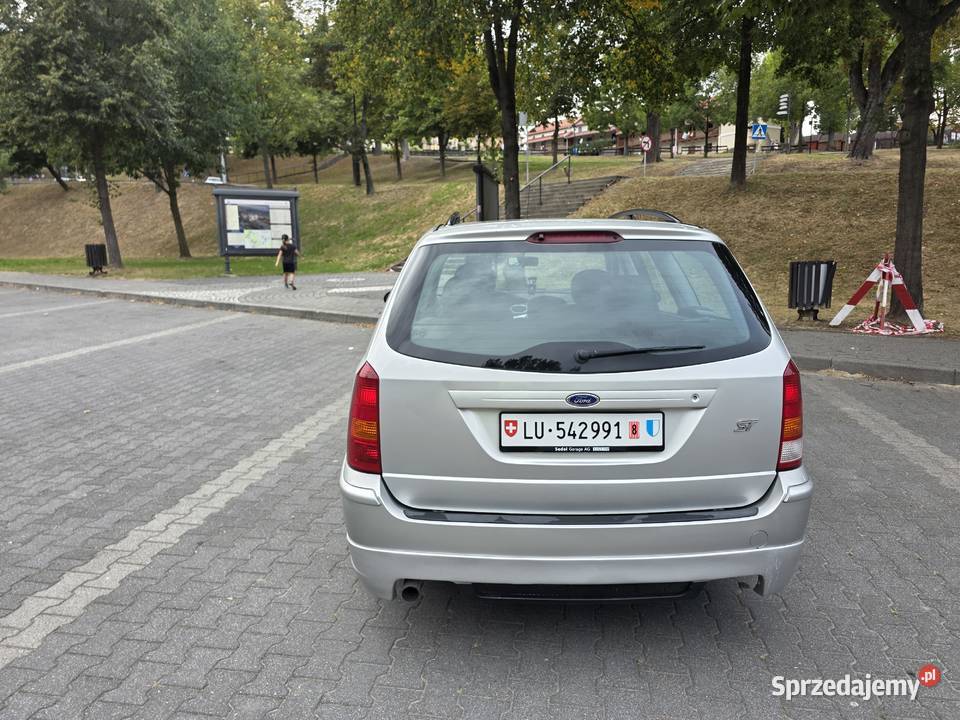Ford Focus ST170 kombi 20 benzyna ze Szwajcarii welurowa tapicerka Kalwaria Zebrzydowska