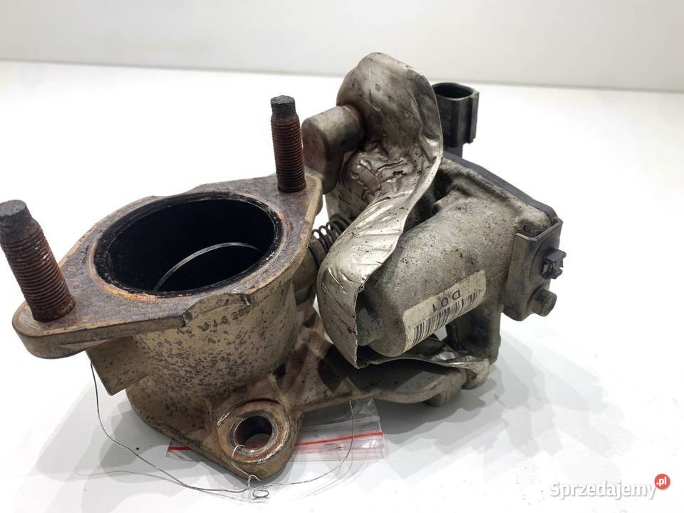 PRZEPUSTNICA WYDECHU HYUNDAI SANTA FE III