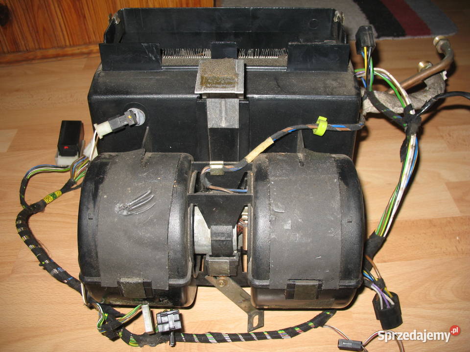 Parownik klimatyzacji Bmw e28 przedlift Parowniki mazowieckie Radom