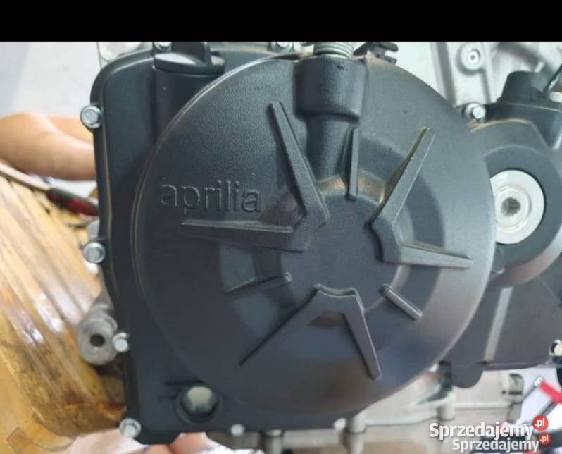 Aprilia TUONO V4 1100 rsv kapa sprzęgła dekiel Nowy Tomyśl