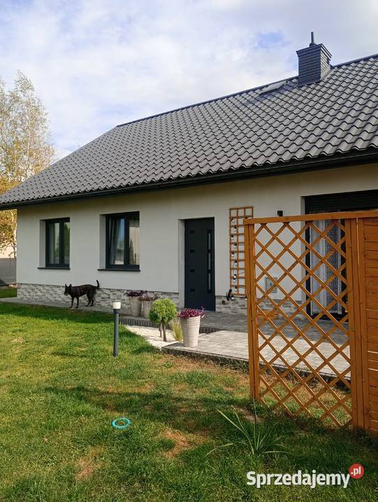 Sprzedam dom parterowy 100m2 garaż asfalt Brzezówka