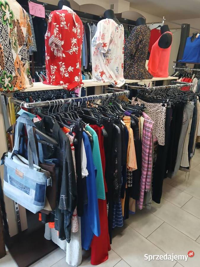 Sprzedam wyposażenie sklepu Nowogrodziec