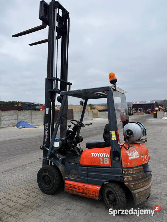 wózek widłowy TOYOTA 6FG18 1800 podnoszenie 370m Działoszyn