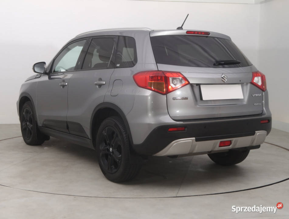 Suzuki Vitara 14 BoosterJet czujnik zmierzchu sprzedam