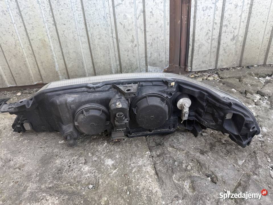 Lampa przód prawa Renault Laguna II osobowe Ostrów Wielkopolski