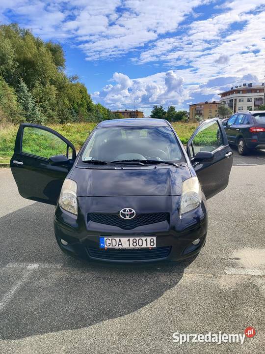 Toyota Yaris Premium 1329cm3 pomorskie Juszkowo