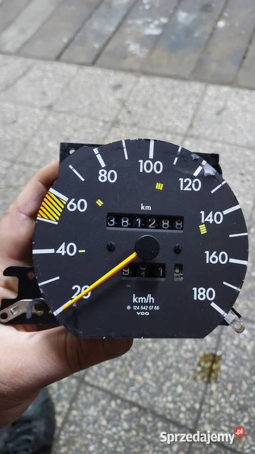 Licznik Wskaźnik prędkości Mercedes W124 Bytów sprzedam