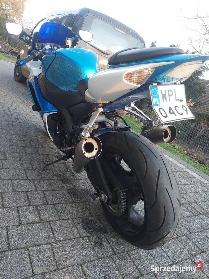 Suzuki gsxr 1000 k8 nieuszkodzony Blizne