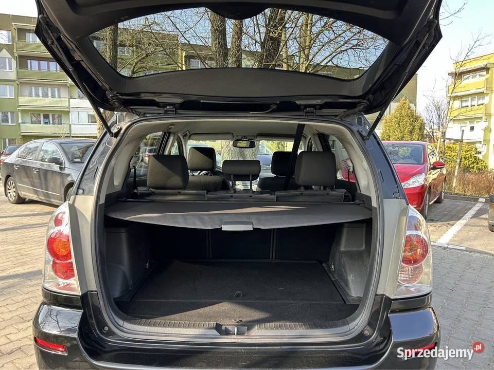 Toyota Corolla Verso Hak Rok produkcji 2007 Corolla Verso Szczecin