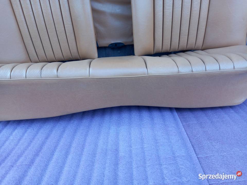 Mercedes W 124 Tylna kanapa Bukownica