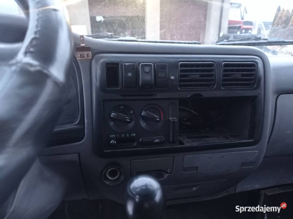 Szyba tylna przegrody Kia K2700 Rok produkcji 2001 Tylne Kiełkowice