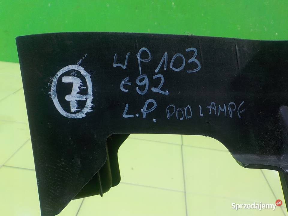 BMW E92 LIFT 20D AUT 10r 2D slizg pod lampe lewy Suków