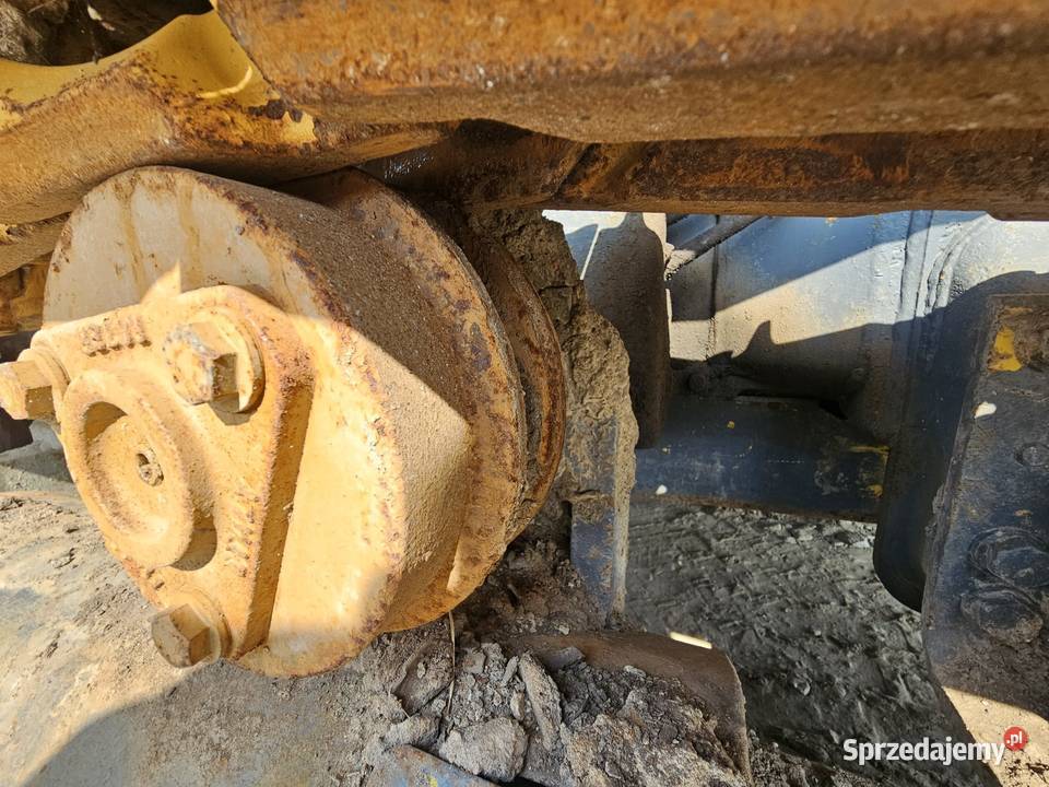 Spycharka Komatsu D31E20T wielkopolskie Krzykosy