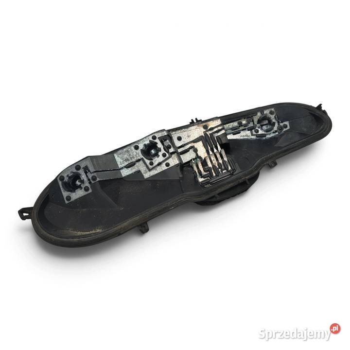 WKŁAD TYLNEJ LAMPY PRAWY Peugeot 107 Citroen C1 osobowe