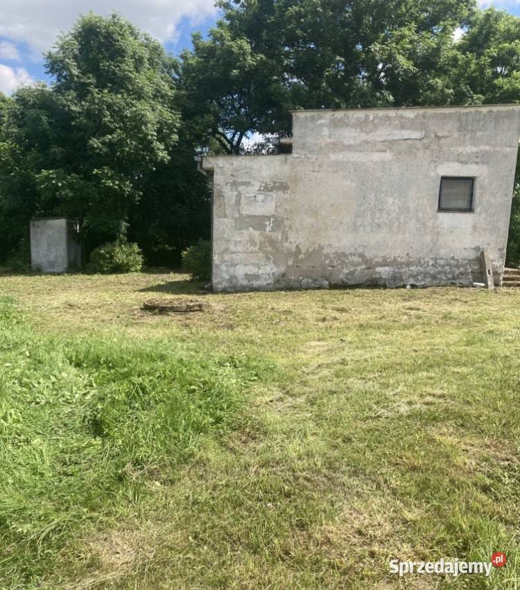 Działka z budynkiem byłej zlewni mleka handlowo-usługowa Kobyla