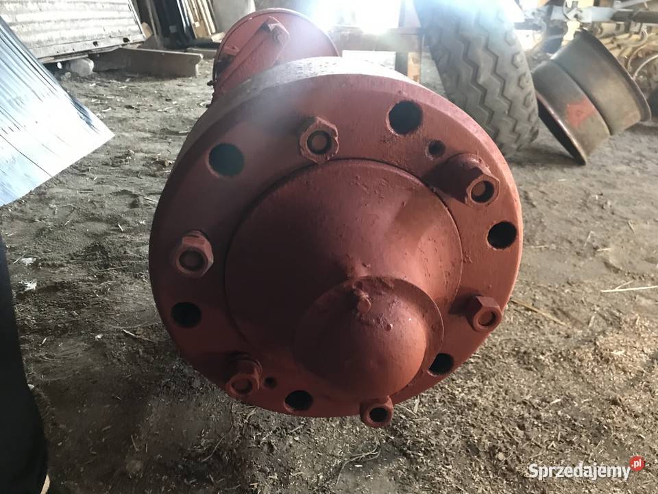 Oś do rozrzutnika plus koło felga Włoszczowa