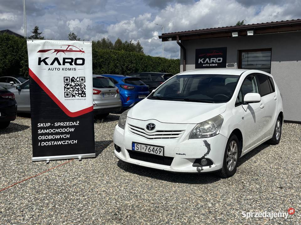 Toyota Verso 7 osobowa 2012r biały Paniówki