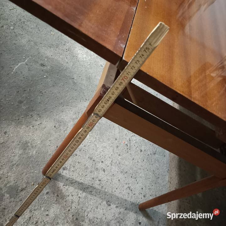 Sprzedam stół rozkładany na boki i wysokość wielkopolskie Lipka