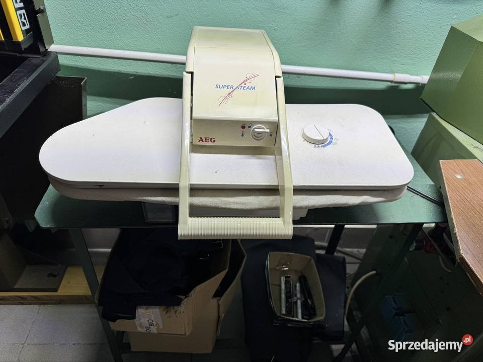 Prasowalnica AEG Radom