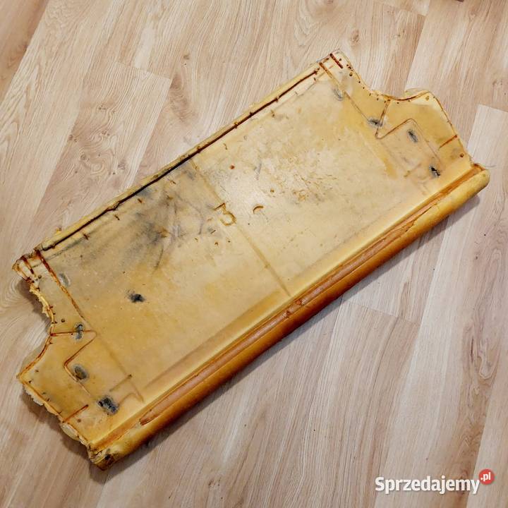 Pianka tylnej kanapy tylnego oparcia siedziska Olesno