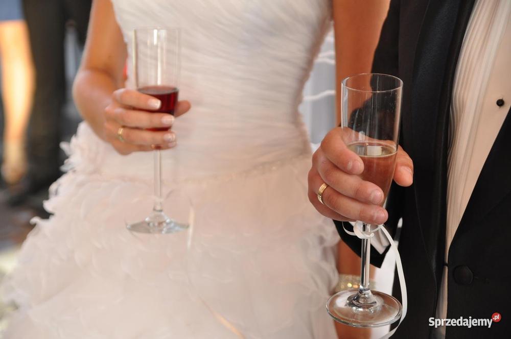 Suknię Ślubną Agnes 10658 kujawsko-pomorskie Golub-Dobrzyń sprzedam