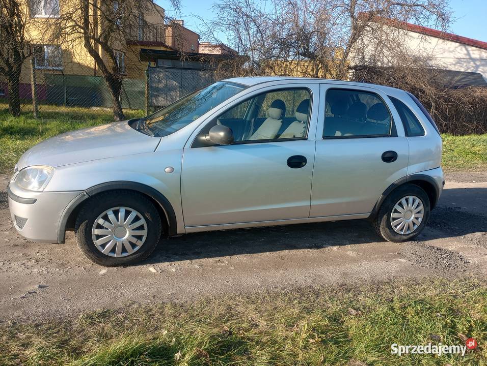Opel Corsa 12 Rok produkcji 2003 łódzkie