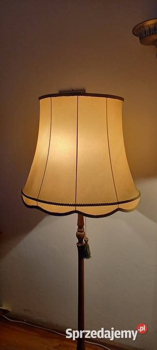 Drewniana lampa podłogowa z abażurem 2 łódzkie Skierniewice