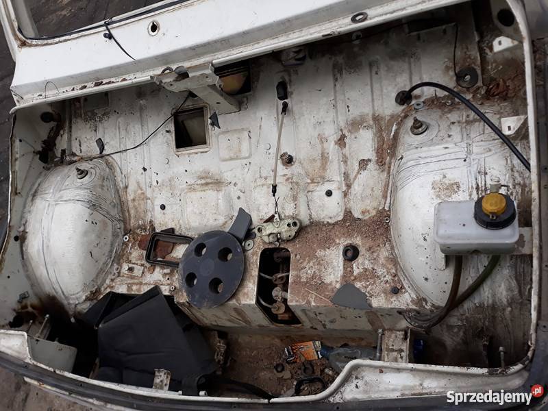 Karoseria FIAT 126P Maluch osobowe dolnośląskie Strzegom