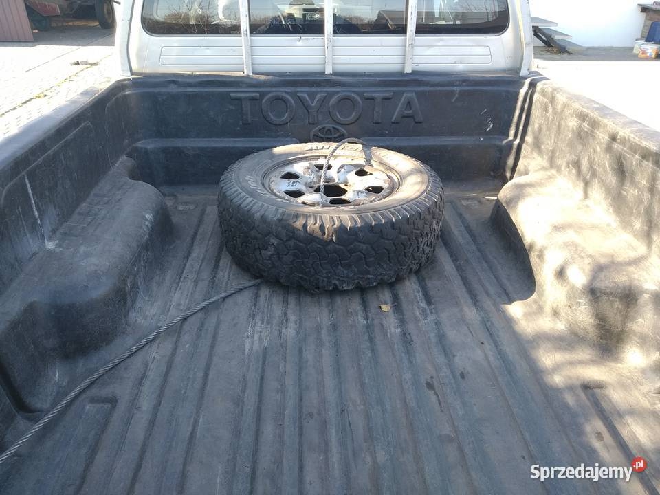 Sprzedam Toyota Hilux z 2007 r lubelskie Chełm