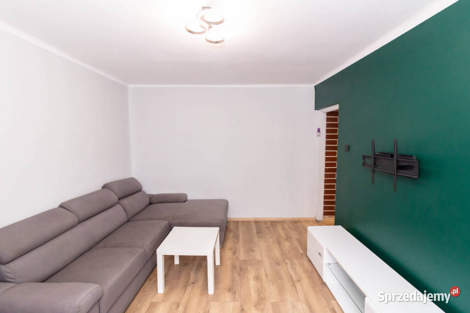 Mieszkanie 2 pokoje parter 339m2 Konopnickiej Ostrowiec Świętokrzyski sprzedam