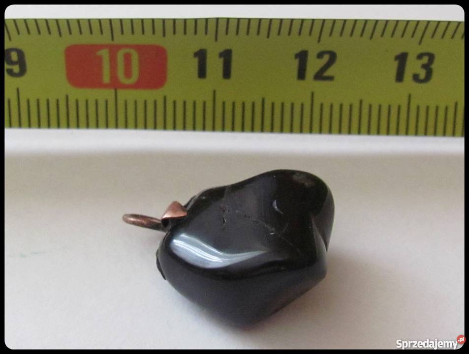 Wisiorek czarny kamień Płock