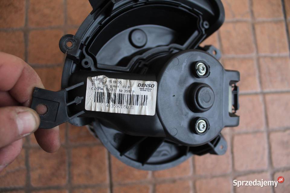 WENTYLATOR DMUCHAWA OPEL CORSA D