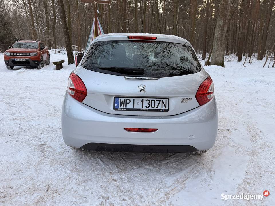 Peugeot 208 16eHDI nawigacja