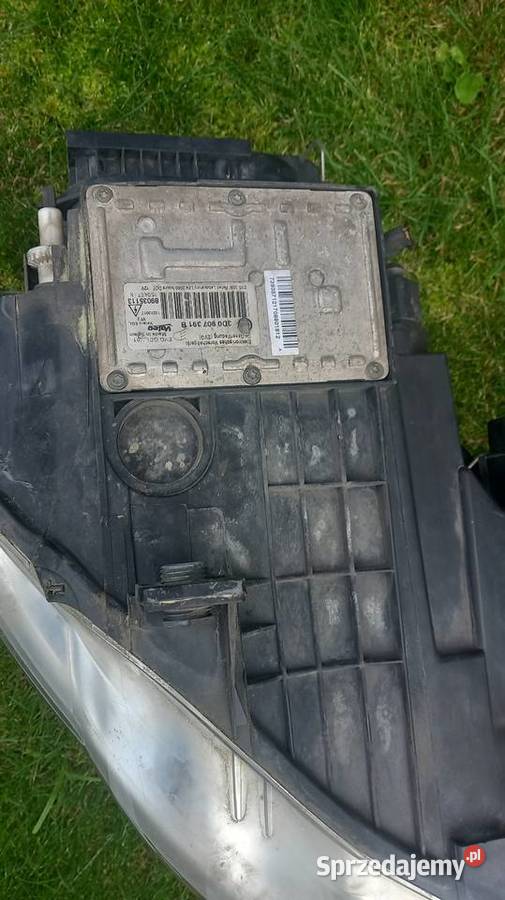 Lampy VW Passat B6 bixenony Śrem