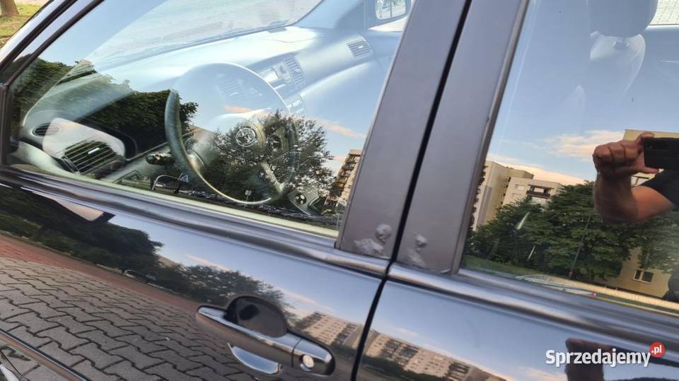 Toyota Corolla E12T kombi 2004 14 benzyna Tychy sprzedam