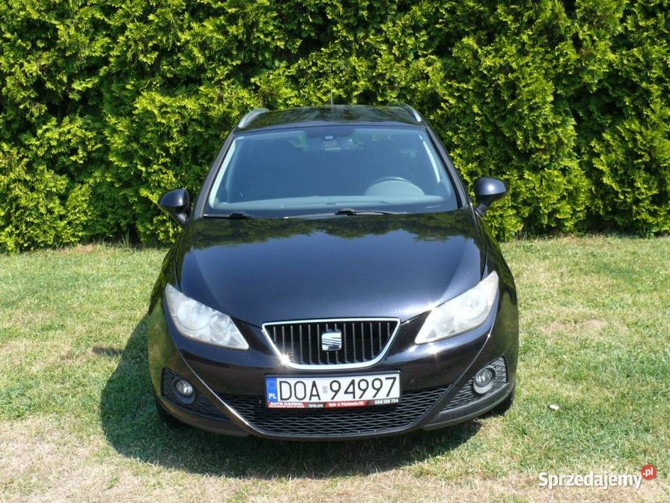 Seat Ibiza ST mały przebieg sprzedam