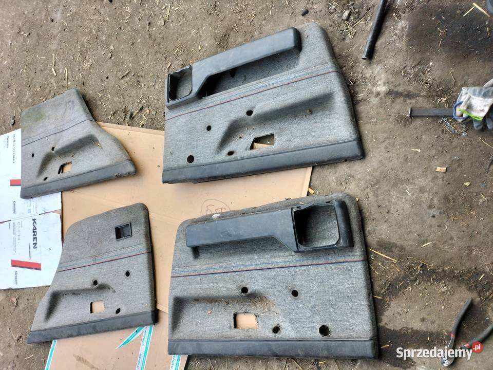 GOLF 2 4D 5 DBOCZKI TAPICERKA DRZWI Kamień-Kolonia