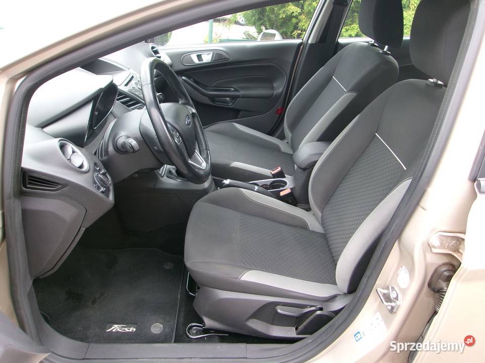 Ford Fiesta 10 Podgrzewane fotele Klima aluminiowe felgi Dolna Grupa