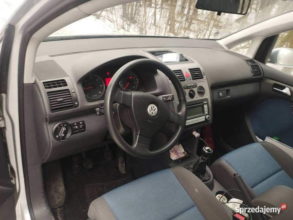 Volkswagen Touran 1 9 TDI2007 5 osobowy srebrny Parczew